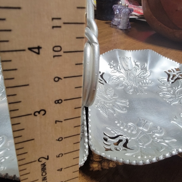 Mid Century Farber & Shlevin Hand Wrought Candy, Nut Twin Dish With Handle - Picture 5 of 7